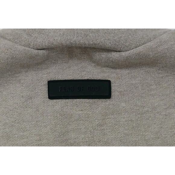 Essentials Fear Of God Dark Oatmeal Crewneck Kids Size 8 - Picture 3 of 10